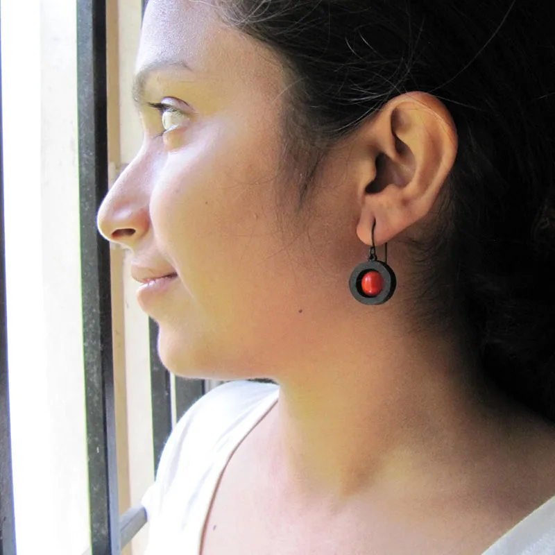 Cotemporary Kerala Jewelry Made From Manjadikuru seeds