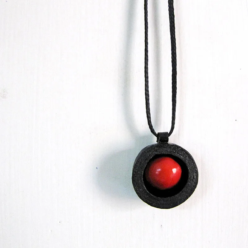 Manjadikuru Necklace Organic Jewelry from real seeds